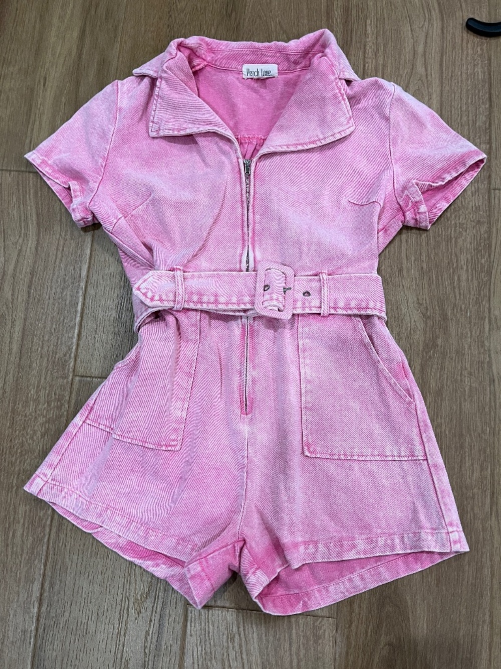 Peach Love California pink denim romper size small